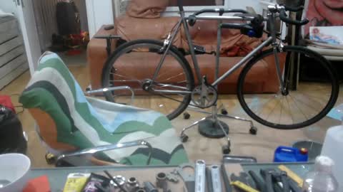 Snapshot of d_w_londonboy chatting on January 4, 4:54 pm d w londonboy online show from January 4, 4:54 pm