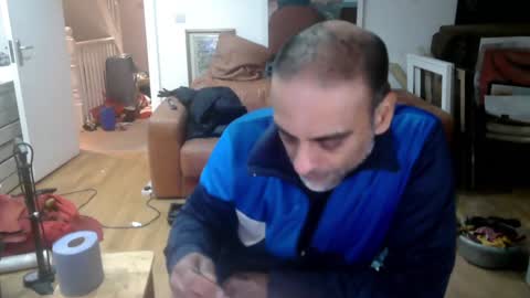 Snapshot of d_w_londonboy chatting on January 10, 9:10 pm d w londonboy online show from January 10, 9:10 pm