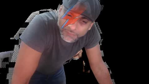 Snapshot of d_w_londonboy chatting on January 19, 4:33 am d w londonboy online show from January 19, 4:33 am