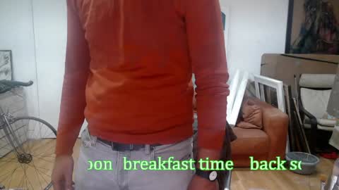 Snapshot of d_w_londonboy chatting on January 26, 8:46 am d w londonboy online show from January 26, 8:46 am