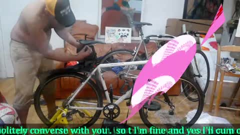 Snapshot of d_w_londonboy chatting on January 31, 11:56 am d w londonboy online show from January 31, 11:56 am