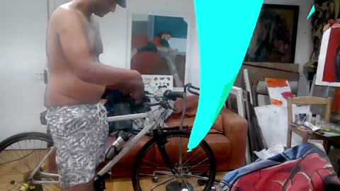 Snapshot of d_w_londonboy chatting on February 2, 1:34 am d w londonboy online show from February 2, 1:34 am