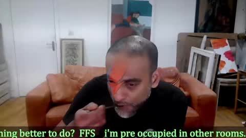 Snapshot of d_w_londonboy chatting on February 12, 2:24 am d w londonboy online show from February 12, 2:24 am