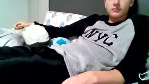 Snapshot of daaneel_ chatting on March 2, 10:38 pm Dannel online show from March 2, 10:38 pm