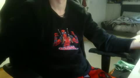 Snapshot of daaneel_ chatting on December 22, 1:19 pm Dannel online show from December 22, 1:19 pm