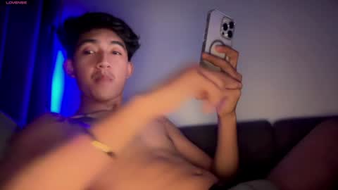   online show from January 4, 1:42 am