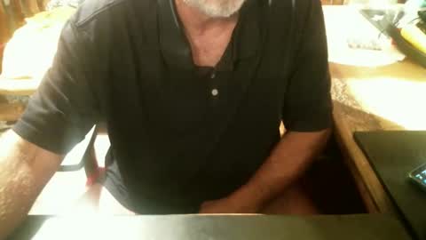 Snapshot of dabaatendae chatting on October 12, 2:21 am dabaatendae online show from October 12, 2:21 am