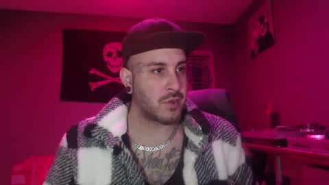 Snapshot of dabirdfree chatting on December 22, 5:21 pm Destroyer online show from December 22, 5:21 pm