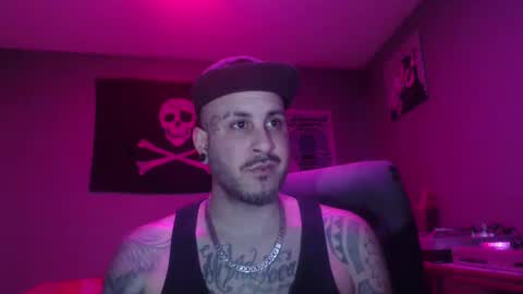 Snapshot of dabirdfree chatting on January 6, 3:09 am Destroyer online show from January 6, 3:09 am