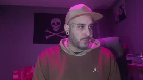 Snapshot of dabirdfree chatting on February 9, 4:29 pm Destroyer online show from February 9, 4:29 pm