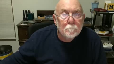 Snapshot of dack47 chatting on February 6, 4:42 am dack47 online show from February 6, 4:42 am