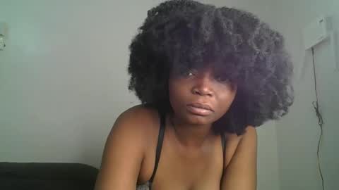 Snapshot of daddies_toy1 chatting on September 18, 2:35 am daddyiestoy online show from September 18, 2:35 am