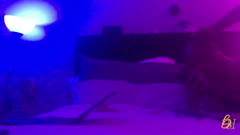 Snapshot of daddimaverick chatting on November 12, 8:37 am Daddi Maverick online show from November 12, 8:37 am