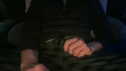 Snapshot of daddnextdoor chatting on February 2, 4:48 am daddnextdoor online show from February 2, 4:48 am