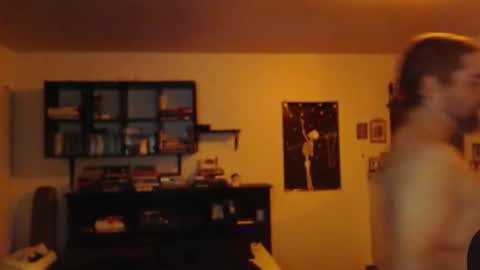 Snapshot of daddy_werewolf chatting on April 10, 7:02 am daddy_werewolf online show from April 10, 7:02 am