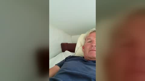 Snapshot of daddycool_x chatting on June 26, 6:34 pm daddycool_x online show from June 26, 6:34 pm