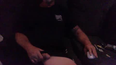 Snapshot of daddydj4aprincess chatting on February 16, 10:10 am DJ online show from February 16, 10:10 am