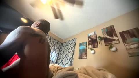 Snapshot of daddyjanimal chatting on May 22, 2:33 pm sexy tatted king bbc online show from May 22, 2:33 pm