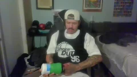 Snapshot of daddyjayare760 chatting on March 2, 2:19 am daddyjayare760 online show from March 2, 2:19 am