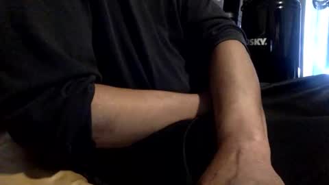 JOI use emoji thumbs up Faster   Thumbs down Slower    Hi Hand Stop    Fist Start.Stop online show from March 3, 4:46 pm