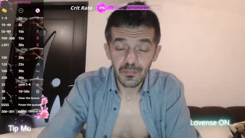 Snapshot of daddynextdoor86 chatting on November 27, 6:04 am daddynextdoor86 online show from November 27, 6:04 am