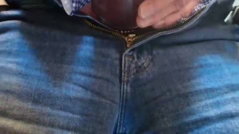 Snapshot of daddyrunner chatting on February 24, 9:57 pm Daddy Runner online show from February 24, 9:57 pm