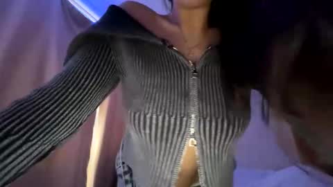 Snapshot of daddys_kisa chatting on April 15, 1:40 pm daddys_kisa online show from April 15, 1:40 pm