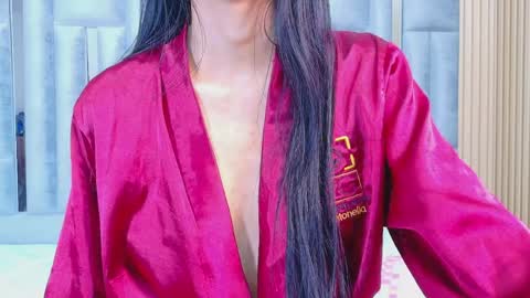 Snapshot of daddys_little_princesss chatting on April 4, 8:23 am Antonella online show from April 4, 8:23 am