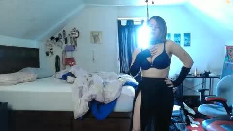 daddys_vixen666 online show from November 13, 6:29 pm