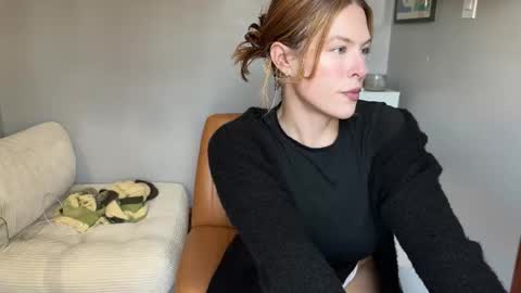 princess online show from November 12, 6:30 pm