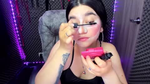 Lili online show from February 20, 4:25 pm