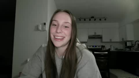 Snapshot of daddysssgoodgirl chatting on October 5, 5:06 am daddys good girl online show from October 5, 5:06 am
