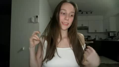 Snapshot of daddysssgoodgirl chatting on October 6, 5:38 am daddys good girl online show from October 6, 5:38 am