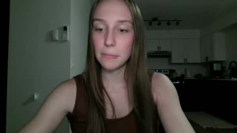 Snapshot of daddysssgoodgirl chatting on October 9, 6:00 am daddys good girl online show from October 9, 6:00 am