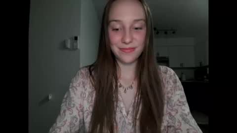 Snapshot of daddysssgoodgirl chatting on October 12, 6:12 am daddys good girl online show from October 12, 6:12 am