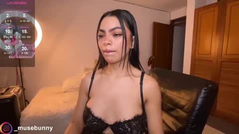 Sophie online show from October 7, 2:09 am