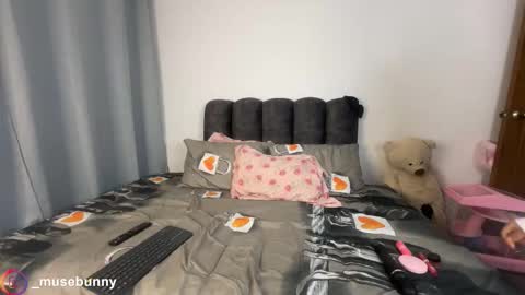 Sophie online show from March 10, 2:38 am