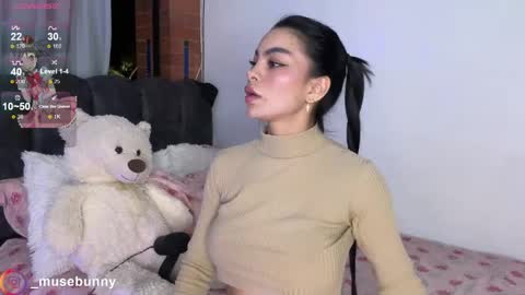 Snapshot of daddysweeeetbody chatting on June 5, 1:23 am Sophie online show from June 5, 1:23 am