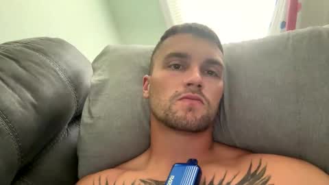 Snapshot of daddyyjus chatting on April 9, 6:46 pm daddyyjus online show from April 9, 6:46 pm