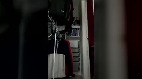 daddyytwink online show from June 11, 5:33 pm