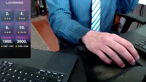 Snapshot of dadssecret69 chatting on June 8, 4:51 pm DadsSecret online show from June 8, 4:51 pm