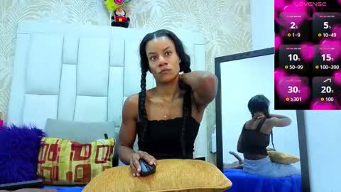 daffnelewis online show from March 24, 11:15 am