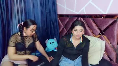 dafna lorens  online show from June 22, 2:35 am
