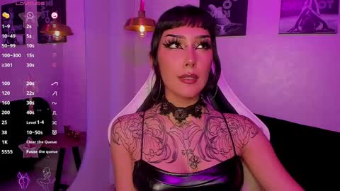 Snapshot of dafne_goth chatting on February 26, 7:27 pm Dafne online show from February 26, 7:27 pm
