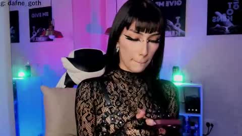 Snapshot of dafne_goth chatting on September 29, 8:46 pm Dafne online show from September 29, 8:46 pm