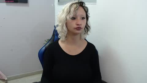 Dafne online show from March 13, 1:07 pm