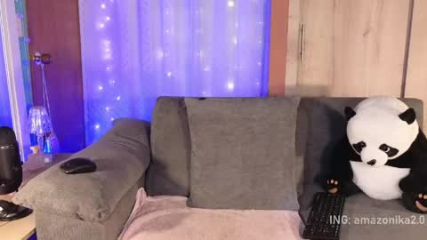 LORENA  online show from May 13, 5:10 pm