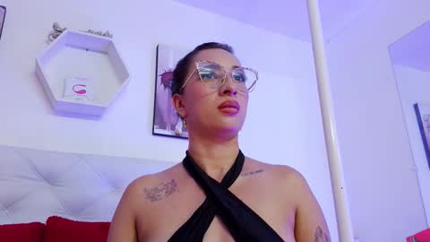 Snapshot of dagny_ chatting on March 18, 4:04 am Dagny online show from March 18, 4:04 am