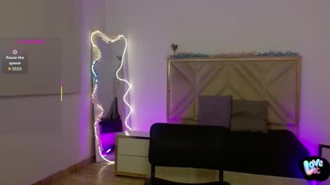 dahia  online show from September 18, 3:30 am