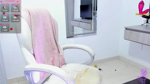 Dahian  online show from November 7, 11:27 pm